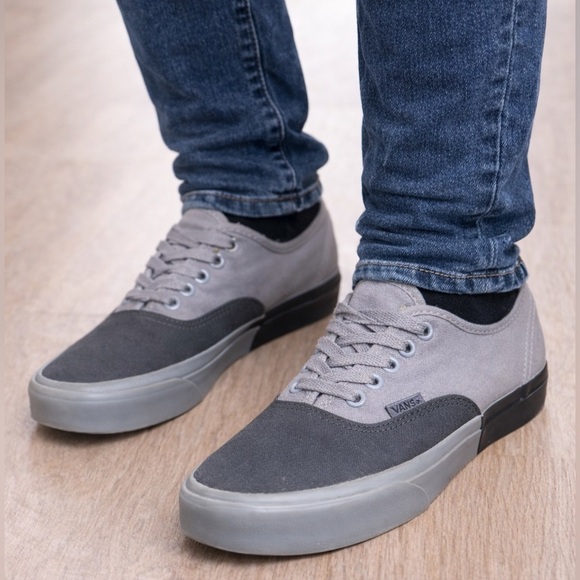 Vans Shoes - Vans Gray Two Tone Lace Up Sneakers Off The Wall Men size 6.5 and Women 8.0